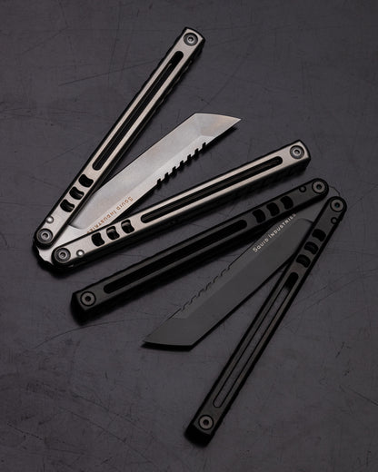 DLC Madko Tanto & Regular Madko Tanto On Black Background