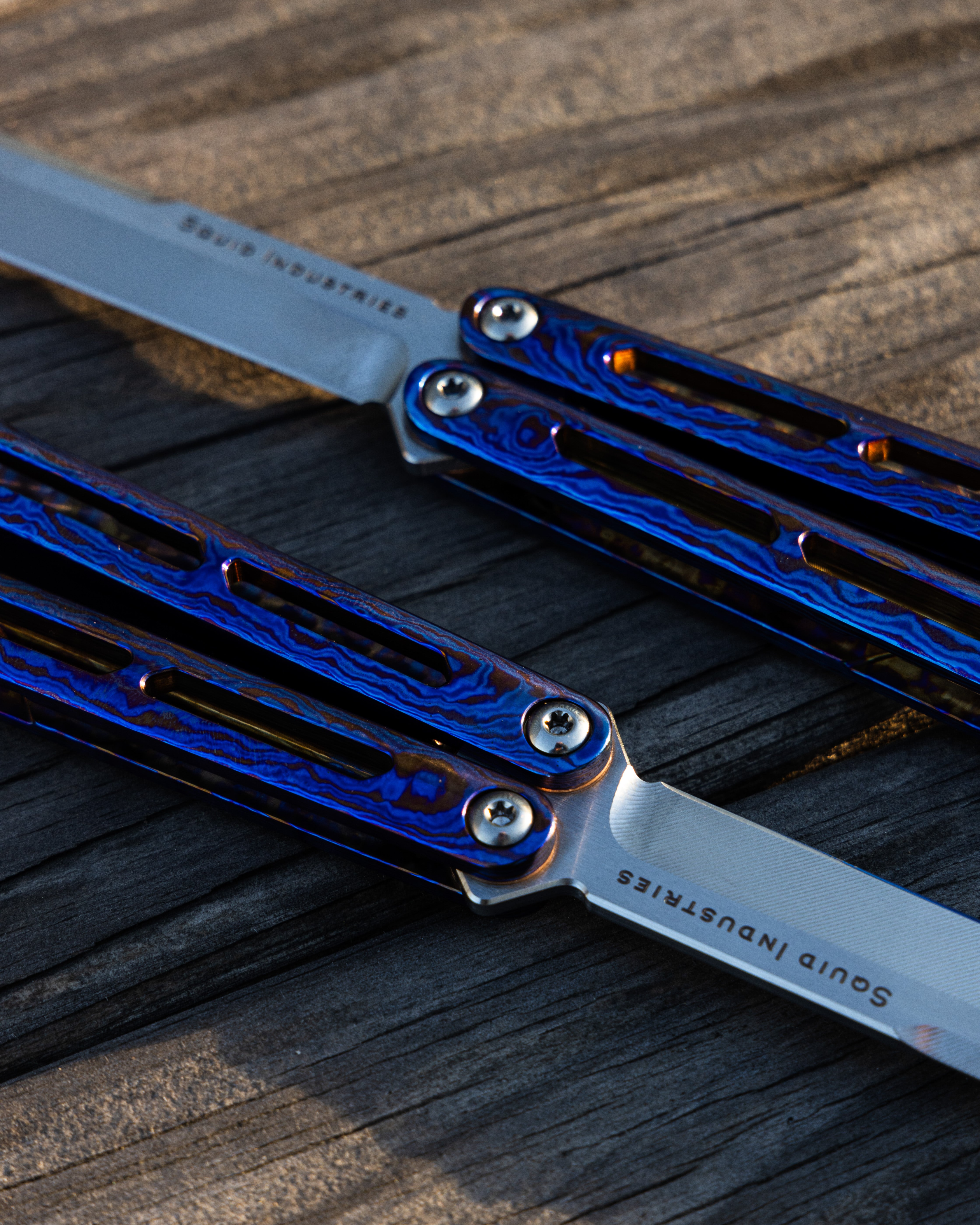Half Dressed Tsunami – Squid Industries Knives