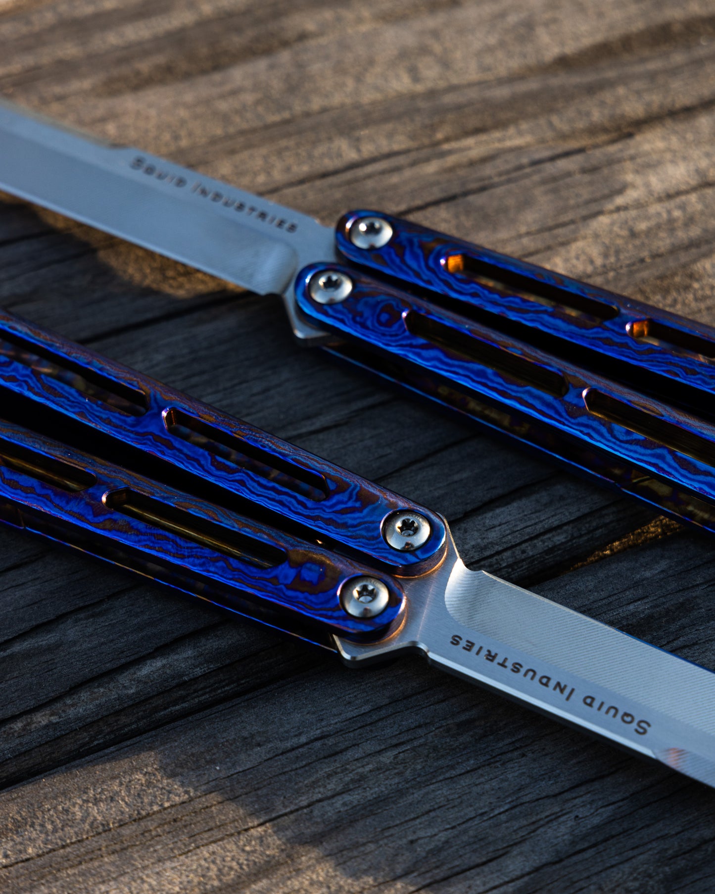 2 half dress tsunami side by side on wooden table 