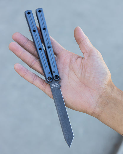 Matte Gunmetal Damascus Tanto Krake Raken Opened On Hand 