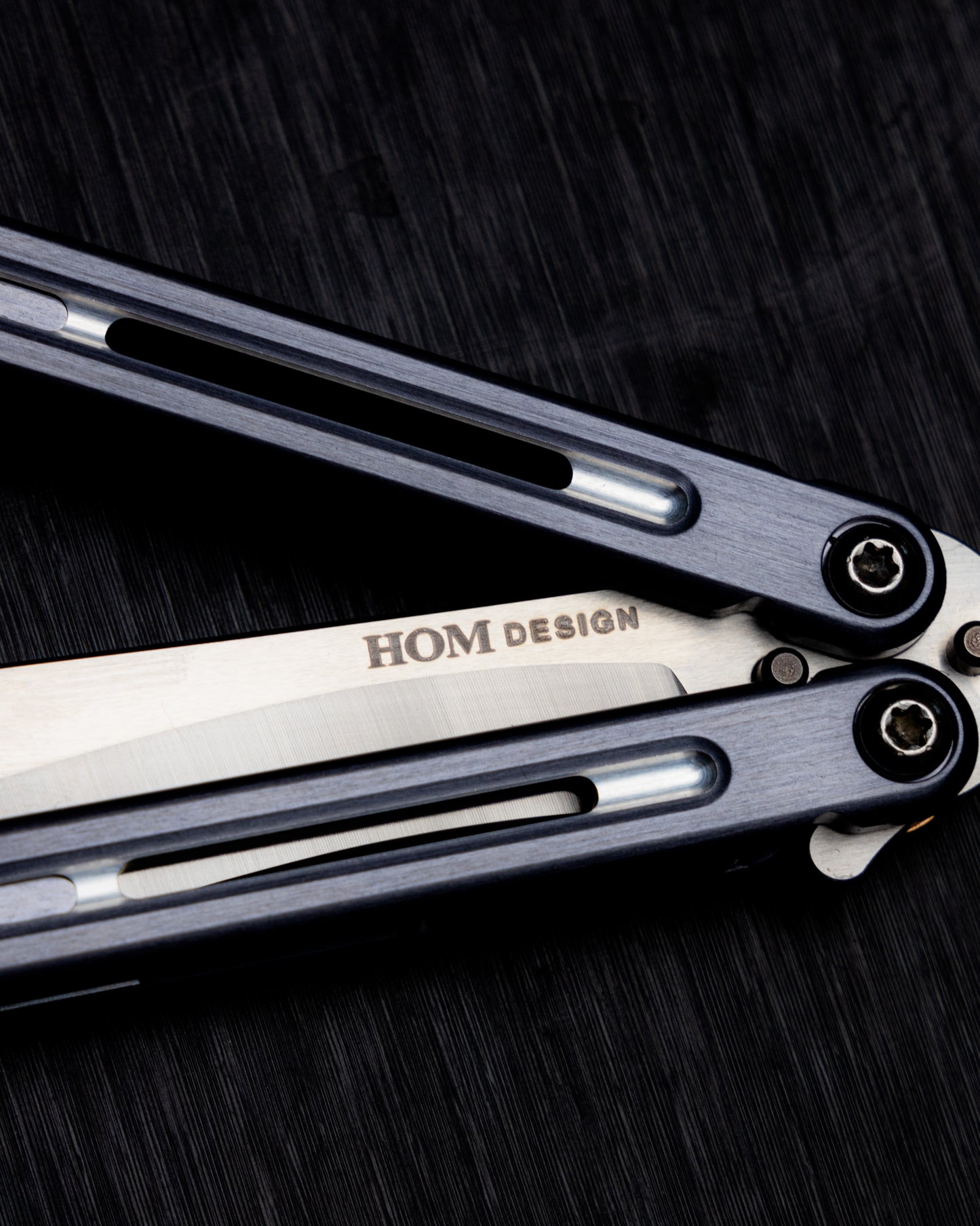 Mutalisk HOM DESIGN Laser Engraving Close Up 