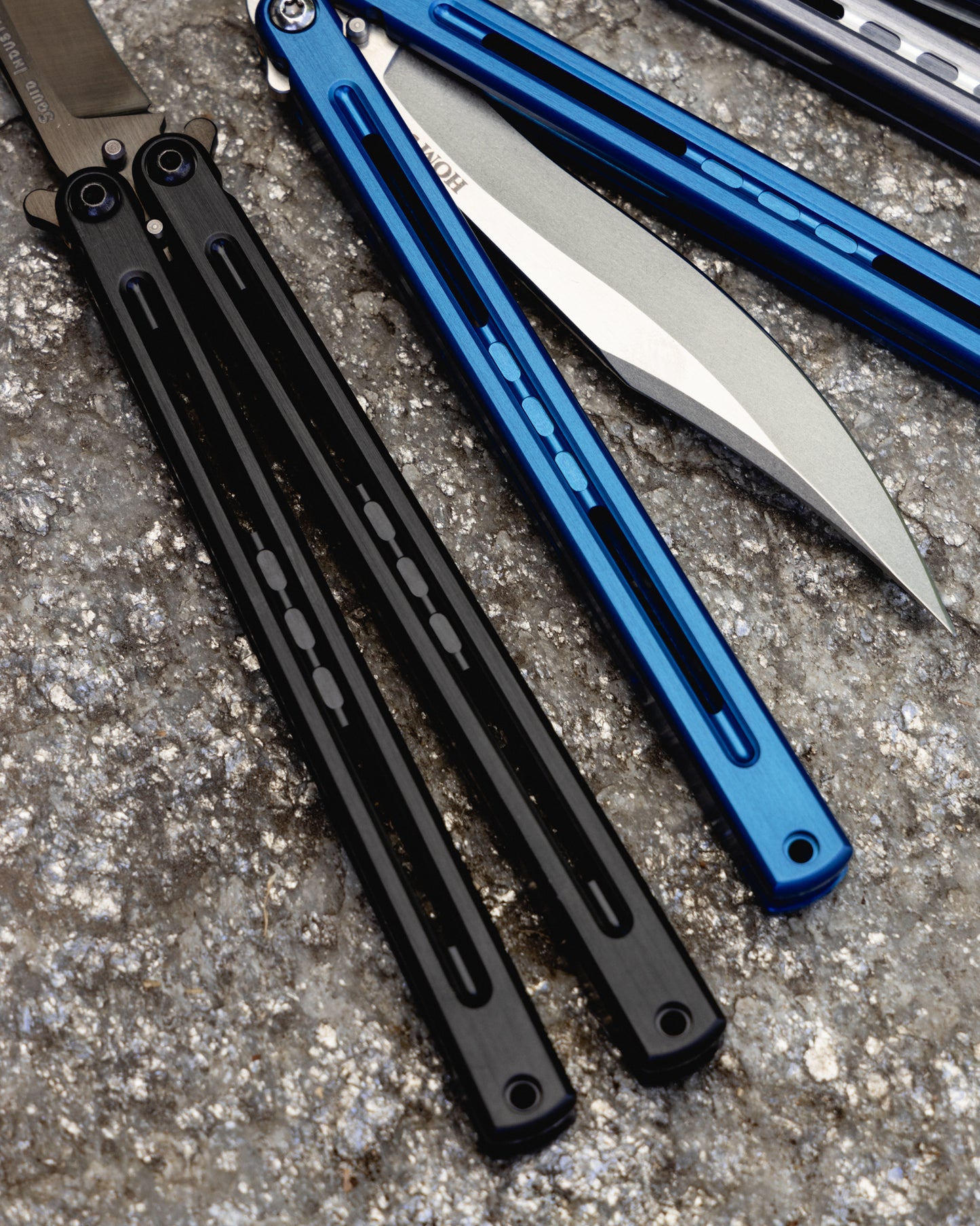 DLC and Blue Mutalisk Variants On rocky background