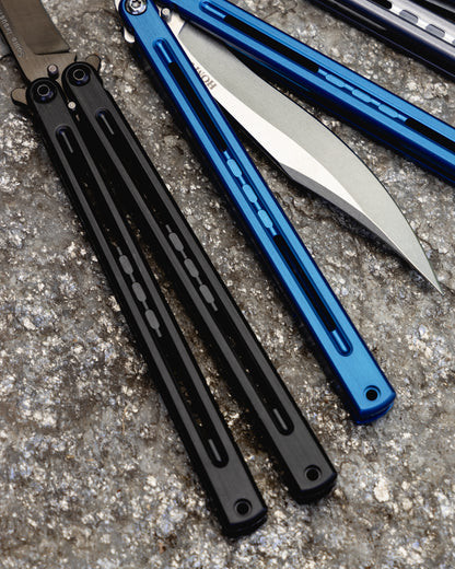 DLC and Blue Mutalisk Variants On rocky background