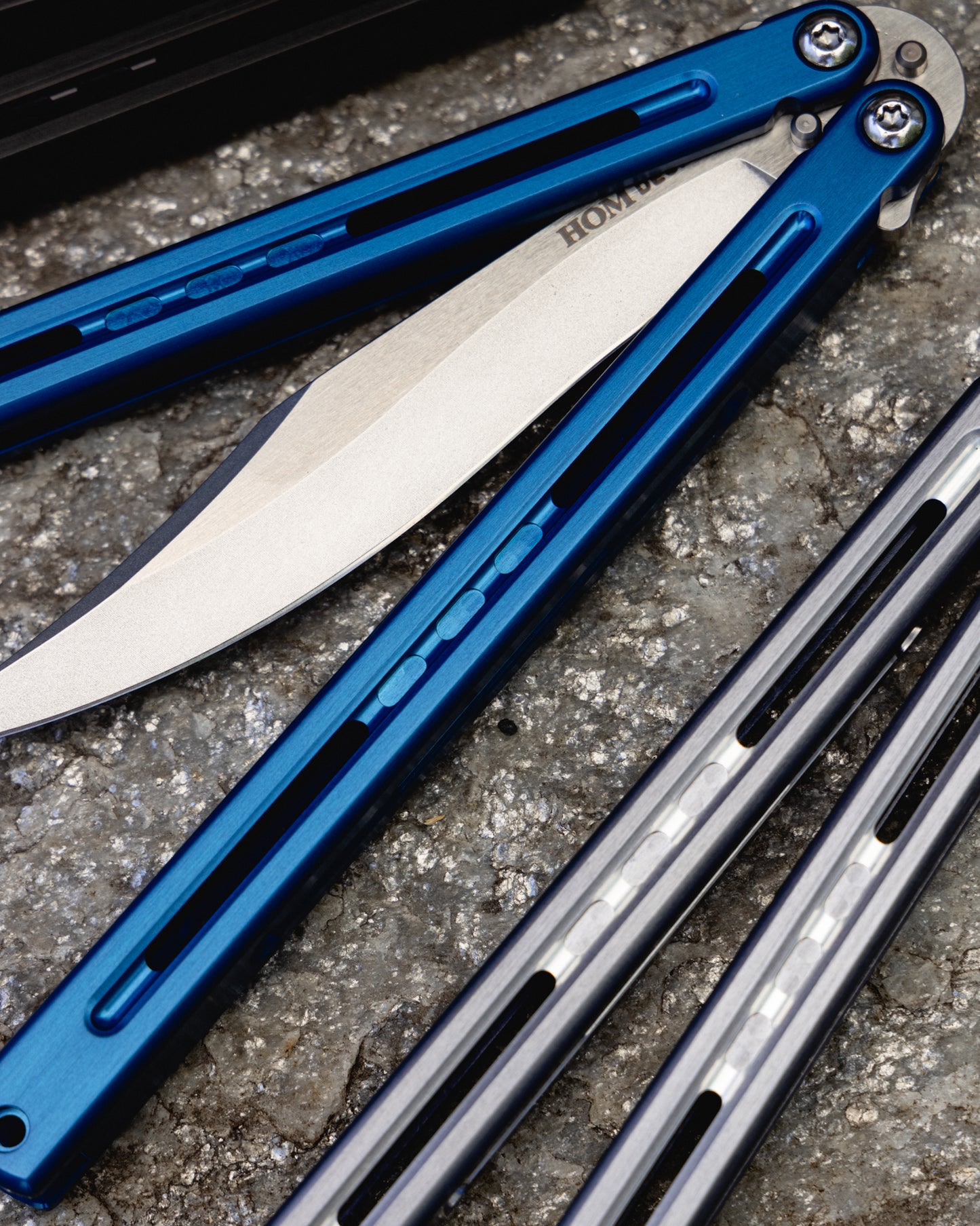 Mutalisk Blue and Gunmetal on rocky background